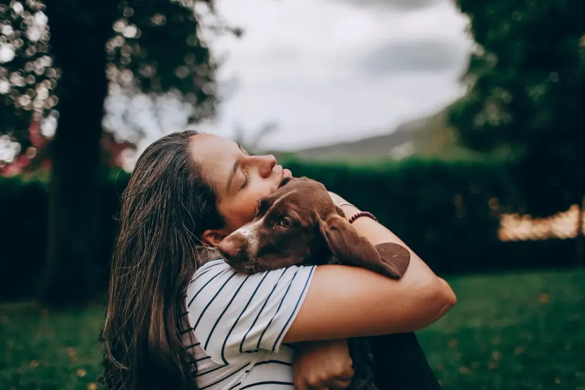 Health Benefits of Pets: How Dogs and Cats Improve Mental Well-Being