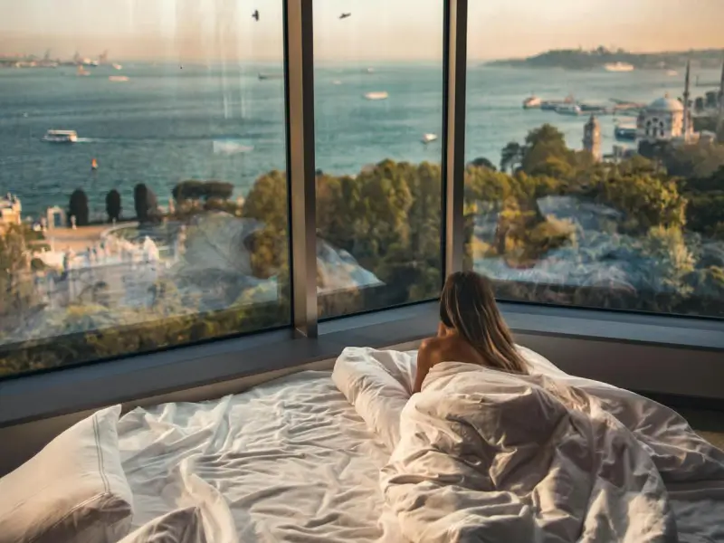 Extreme Minimalism: Why This Empty Room Feels More Alive Than Your Home